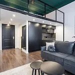E41 - Trendy Boutique - Prime Spot By Bqa * Budapest