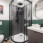 E41 - Trendy Boutique - Prime Spot By Bqa *