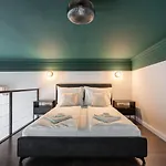 E41 - Trendy Boutique - Prime Spot By Bqa بودابست