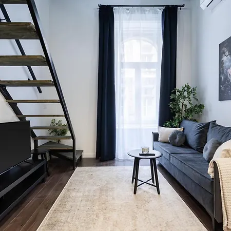 E41 - Trendy Boutique - Prime Spot By Bqa Apartment