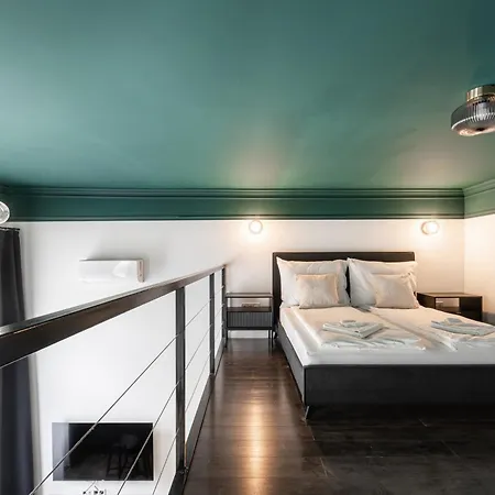 E41 - Trendy Boutique - Prime Spot By Bqa Apartment