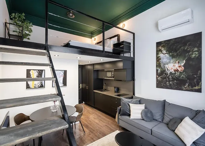 E41 - Trendy Boutique - Prime Spot By Bqa * Budapest
